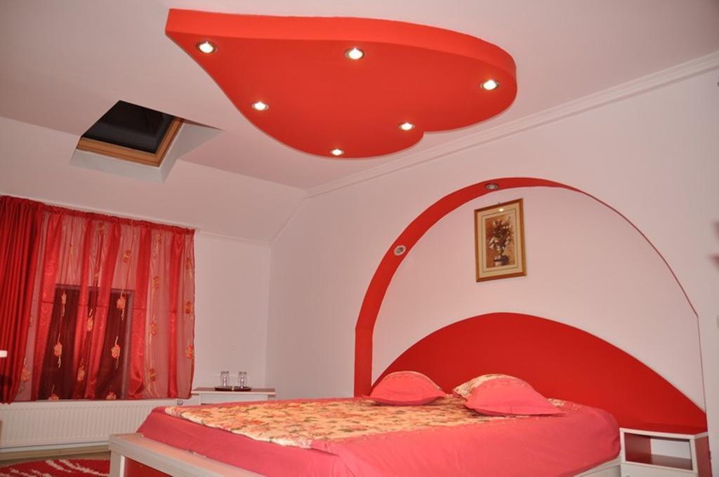 Pensiunea Brancoveneasca Campulung Zimmer foto